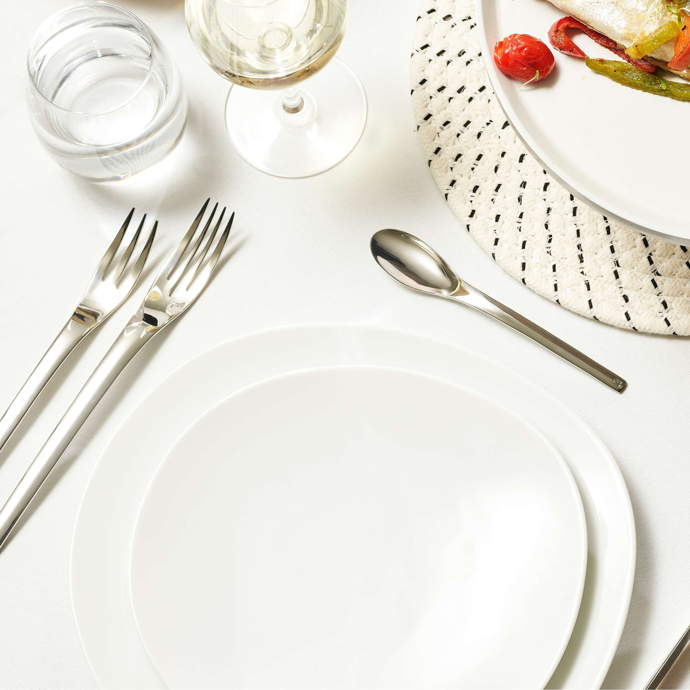 SVEN WHITE Geschirr Set weiß 18-teilig